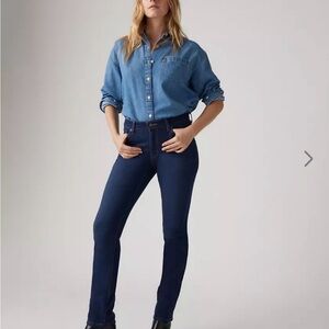 Levi’s High Rise straight leg Women's Jeans